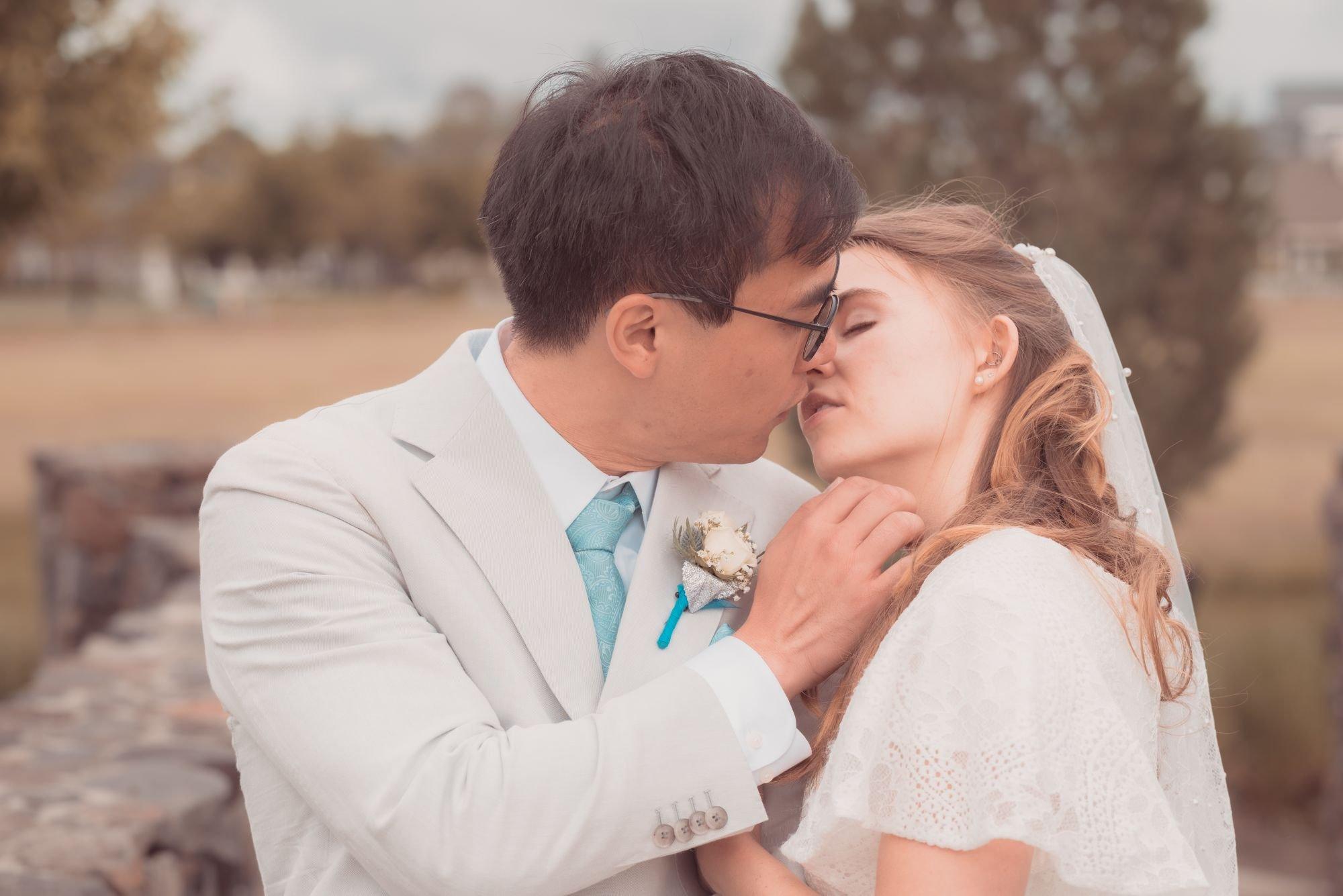 carousel-hero-element image-0